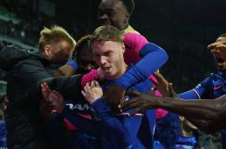 开云体育登录-爱尔兰队激战取胜，晋级下一轮2025