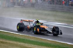 开云体育下载-阿斯顿马丁碾压索伯车队，维斯塔潘刷新纪录的简单介绍2025