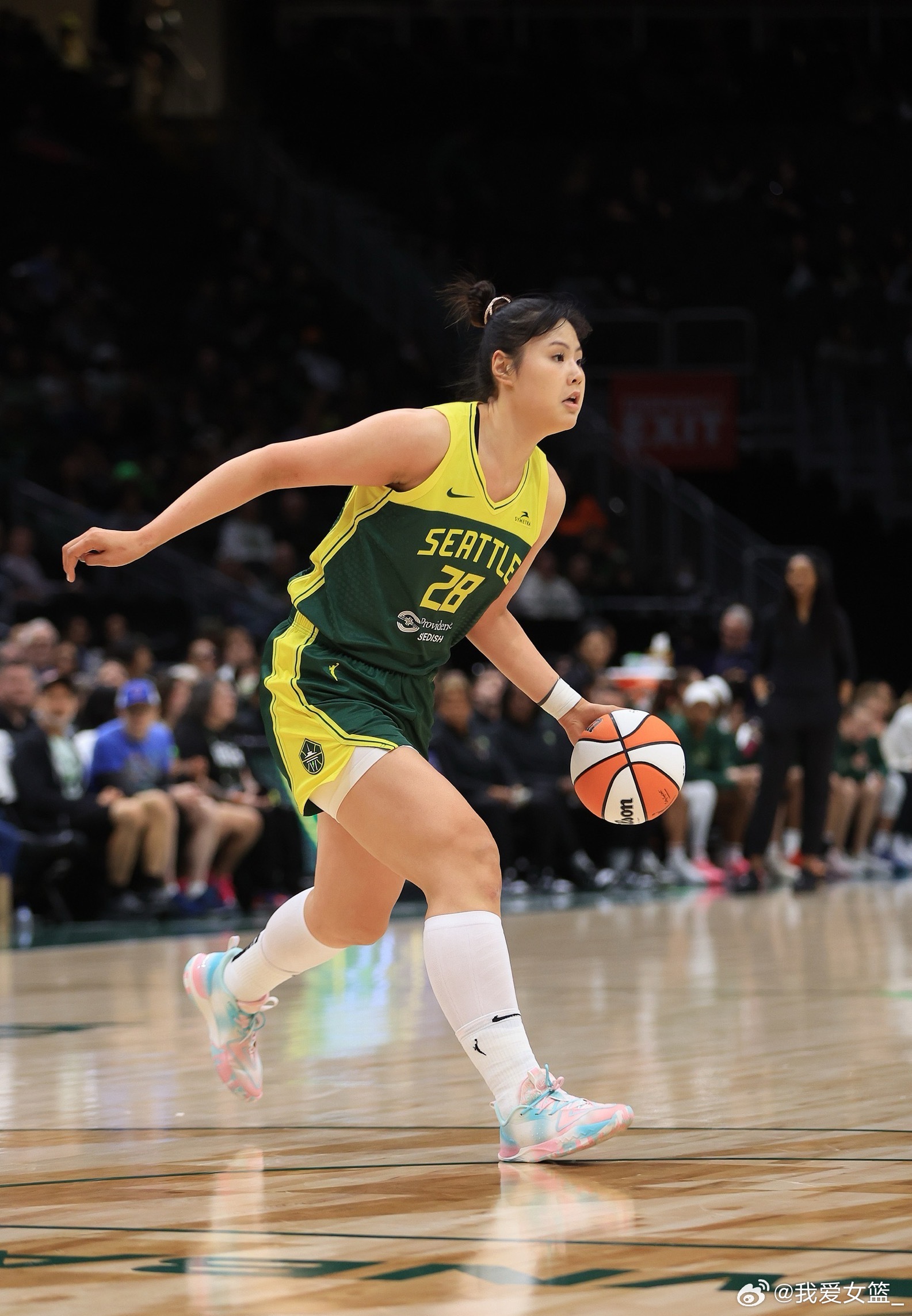 WNBA中国与国际篮球融洽亲近探访澳大利亚受伤球员得重生的简单介绍