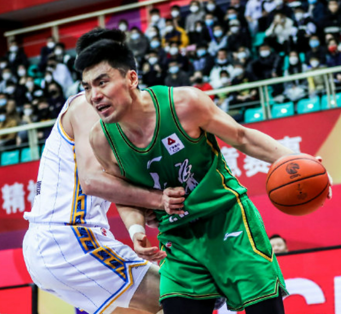 赛场上的每一次过招都是精彩的见证 赛场上的每一次过招都是精彩的见证