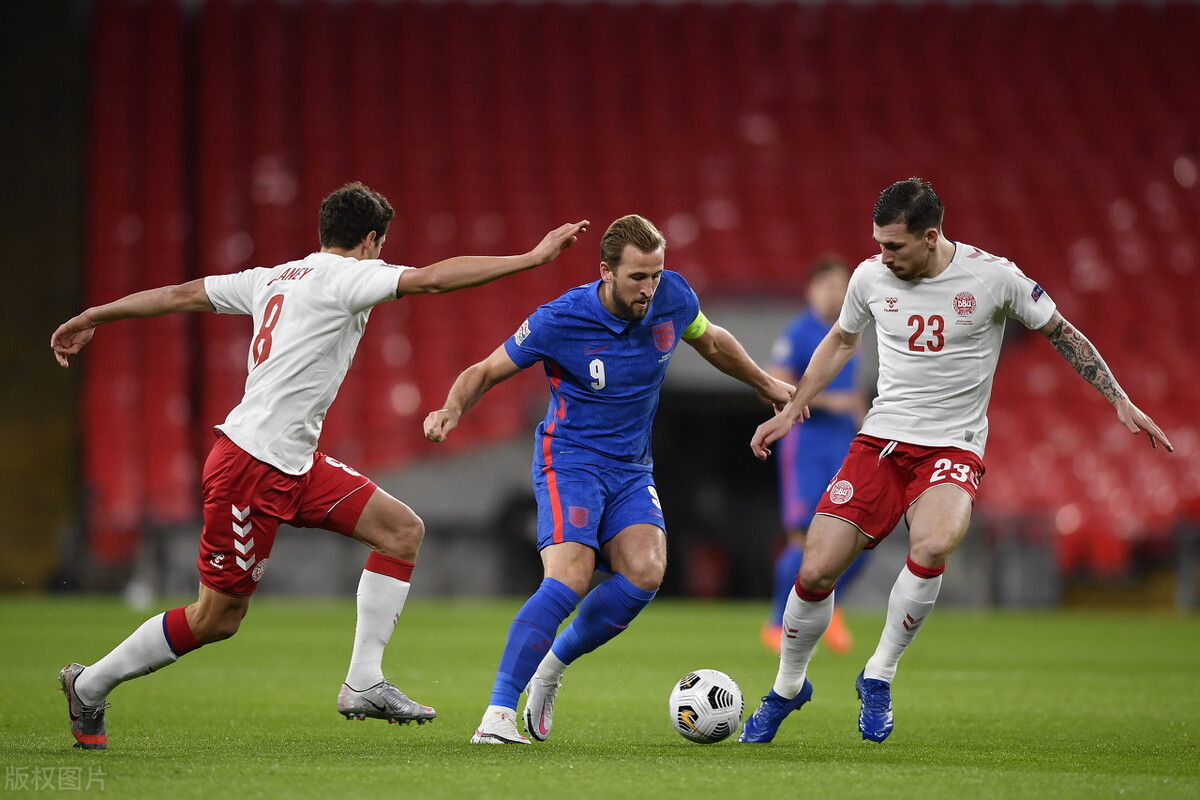 关于丹麦羽毛球队爆冷英格兰羽毛球队,陶菲克爆发神勇的信息 关于丹麦羽毛球队爆冷英格兰羽毛球队,陶菲克爆发神勇的信息